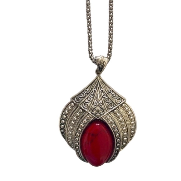 Red Faux Stone Pendant Necklace - Picture 7 of 9